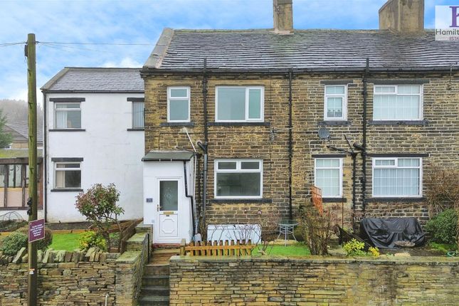 1-bed house on 26 Lane Ends, Westercroft Lane, Halifax, £125,000
