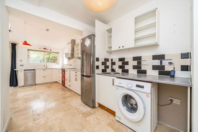 148, Studland Road, London photo 3