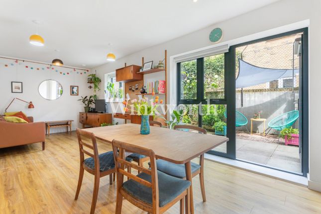 Thumbnail Flat for sale in Whitbread Close, London