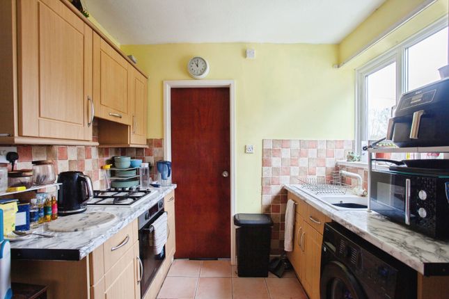 29, Shelley Drive, Rotherham photo 4