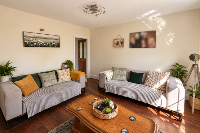 14 Heolddu Avenue, Bargoed photo 2