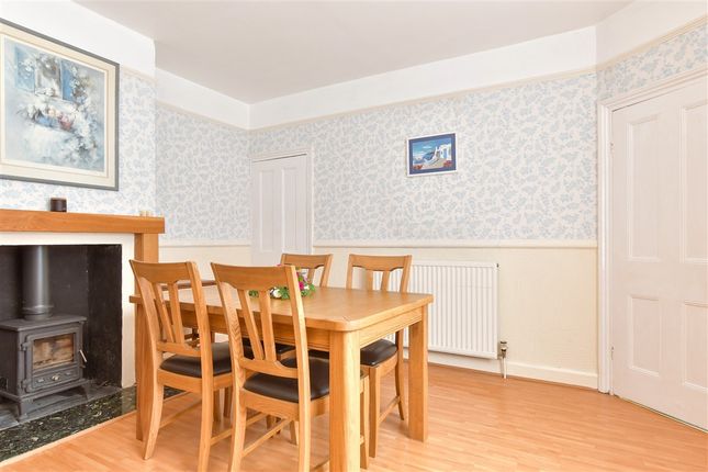 Brompton Farm Road Strood, Rochester photo 4