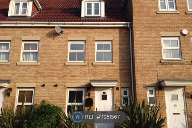 Thumbnail Room to rent in Windermere Avenue, Purfleet