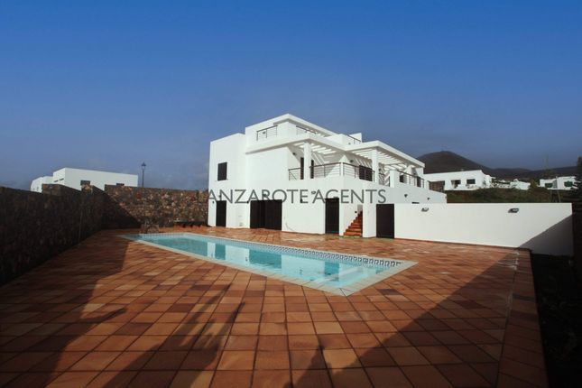 Thumbnail Villa for sale in Las Breñas, Canary Islands, Spain