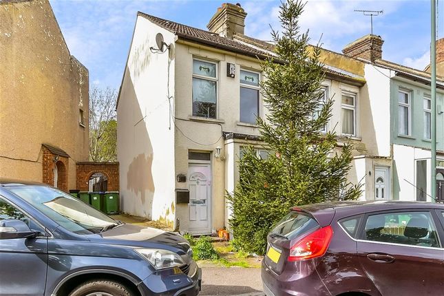 Thumbnail End terrace house for sale in Battle Road, Erith, Kent