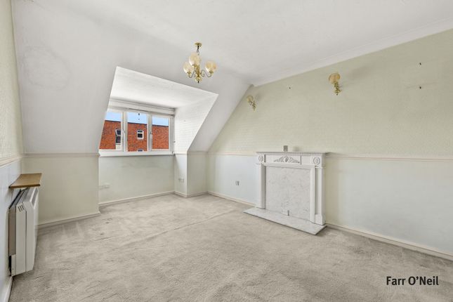 53 Regency Lodge, Albert Road, Buckhurst Hill photo 2