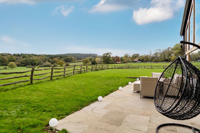 Two Willows Barn, Coldharbour Lane, Dorking photo 3