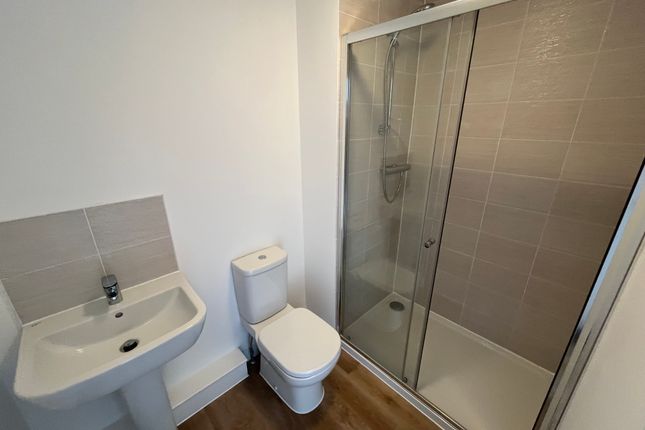 En-Suite Bathroom