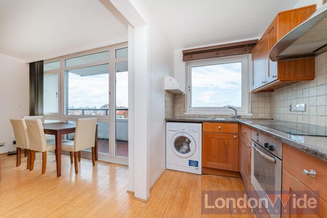 Flat to rent in 10c Stuart Towers, Maida Vale, London