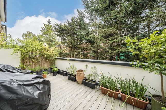 Property for sale in The Park, London