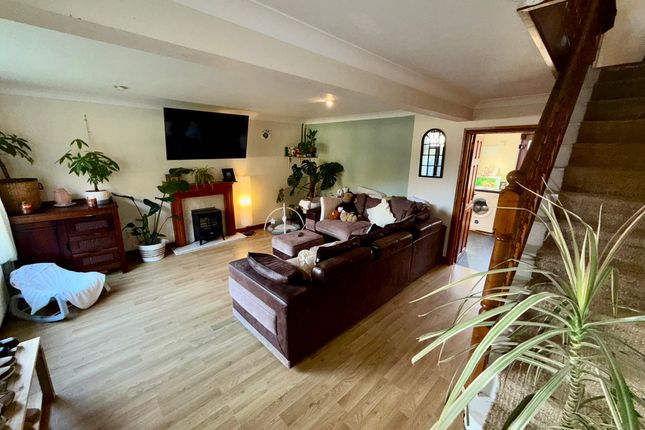 79, Maesyderi, Talybont photo 2