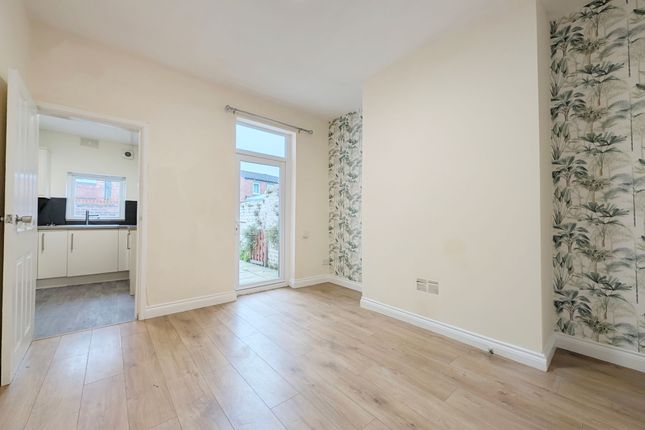 185 Wellfield Street, Warrington photo 4