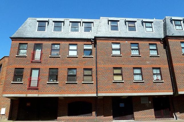 Flat 31 The Seed Warehouse, Strand Street, Poole photo 4