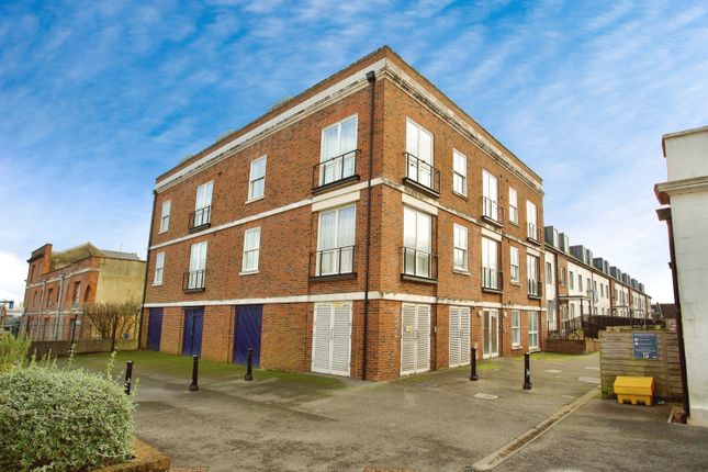 Flat for sale in Weevil Lane, Clarence Marina, Gosport, Hampshire