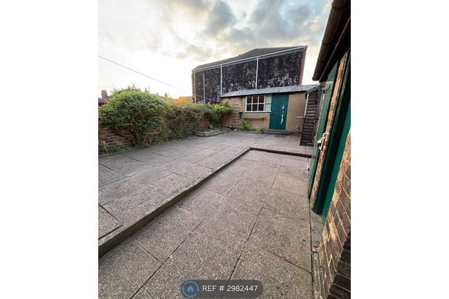 Moorland Road, Stoke-On-Trent photo 5