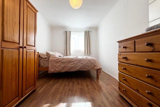 Room 5, 131, Corporation Street, London, UK photo 4