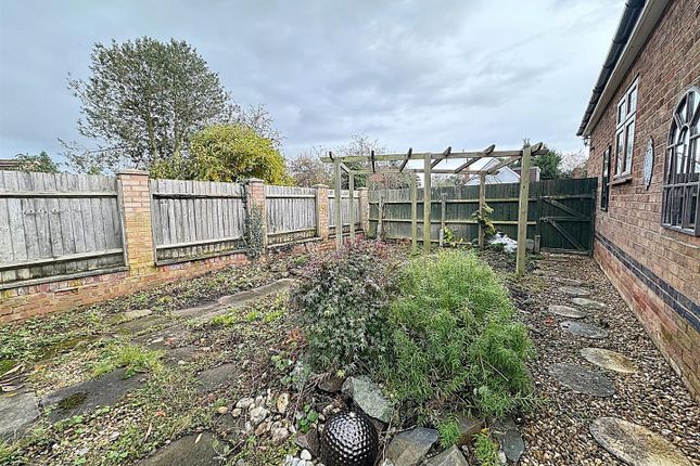 Detached bungalow for sale in Newfield Avenue, Kenilworth