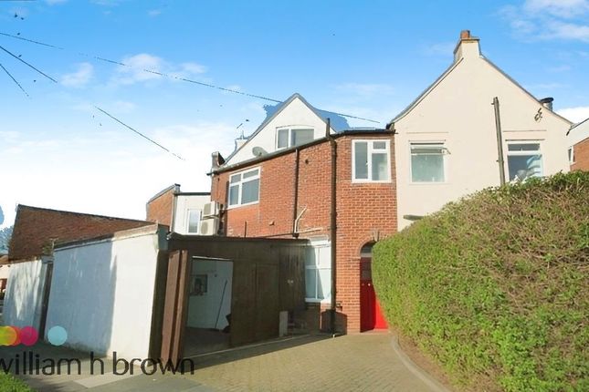 Thumbnail Maisonette to rent in Greenway, Frinton-On-Sea
