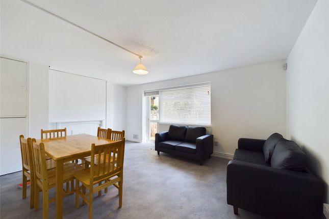 Room 1, 5, Paul Close, Stratford, London photo 4