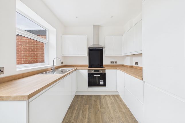 12, Upper Albert Road, Sheffield photo 4