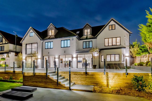 Wd7 Newlands Avenue, Radlett, Hertfordshire WD7, 7 bedroom detached house ...