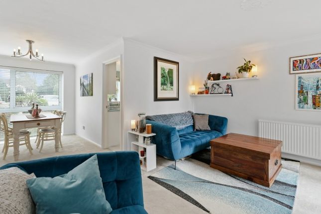 Flat for sale in Mallards Reach, Weybridge