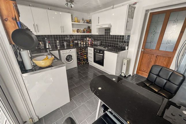 6 Polefield Hall Road, Manchester photo 3