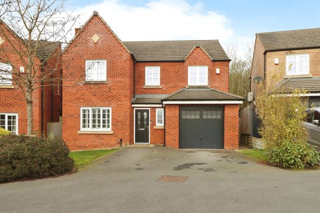 4-bed detached on 48, Thompson Way, Kettering, £350,000