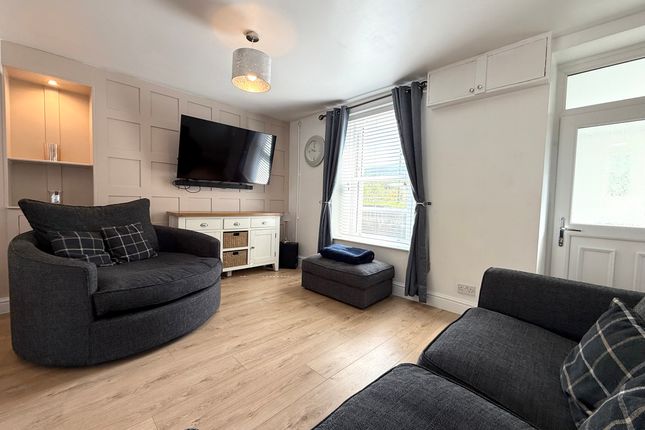 2 Black Horse Cottages, Aberdare photo 2