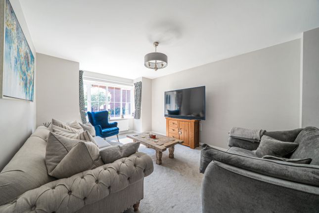 58, Compass Rose Road, Ash Green photo 4