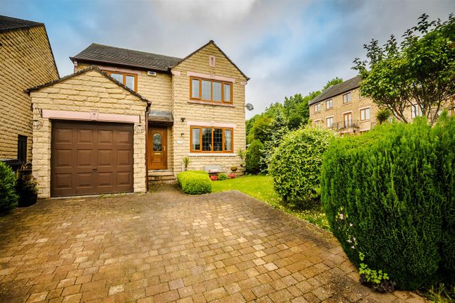 Thumbnail Detached house for sale in Victoria Chase, Bailiff Bridge, Brighouse