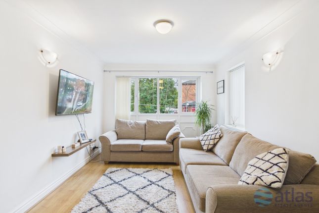 2-bed flat on Parklands, Aigburth Vale, Liverpool, £180,000