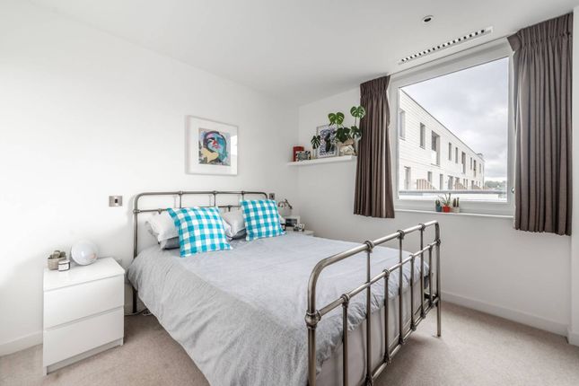 Thumbnail Flat for sale in Bree Court, Colindale, London