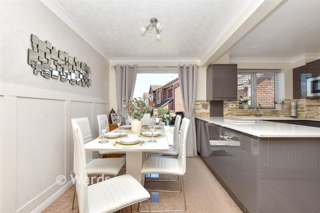 13, Mills Close, Sheerness photo 3