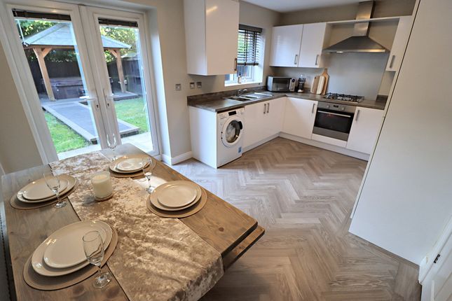 19, Fergus Manor, Blackburn photo 3