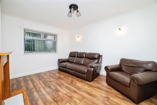43, Maltby Road, Mansfield photo 2
