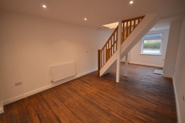 3, Fair View Road, Wiltshire photo 5