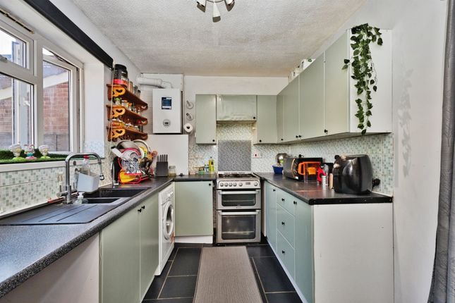 88, Hillcrest Road, Yeovil photo 4