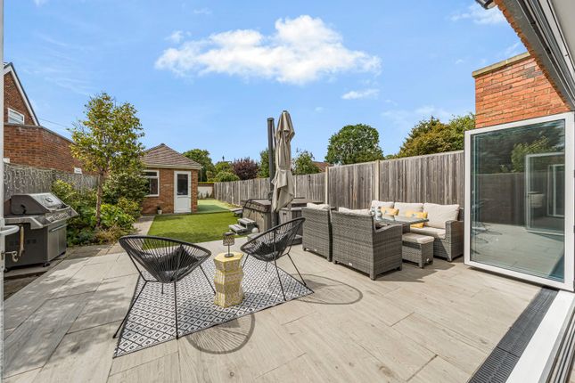 Pennyhill, 26a, Green Lane, Hersham photo 4