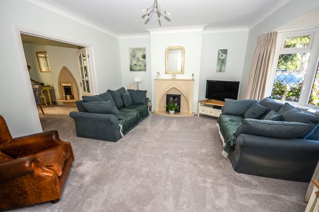 136 King George Road, South Shields photo 3