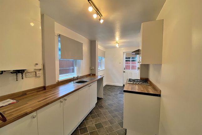 Thumbnail Property to rent in Wolverhampton Road, Cannock