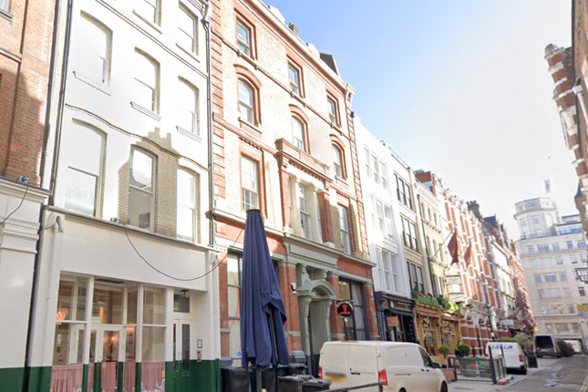 Thumbnail Flat for sale in Covent Garden, London