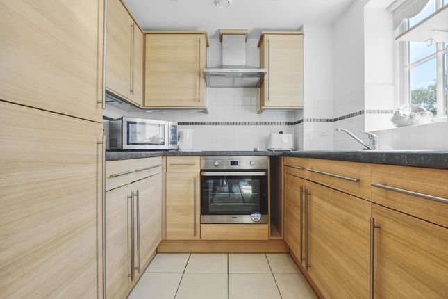 16 Ermine Court, Ware photo 4
