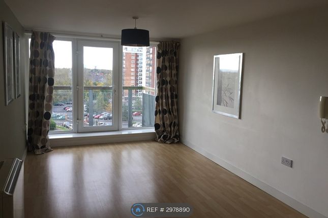 Apartment, Lakeside Rise, Manchester photo 3