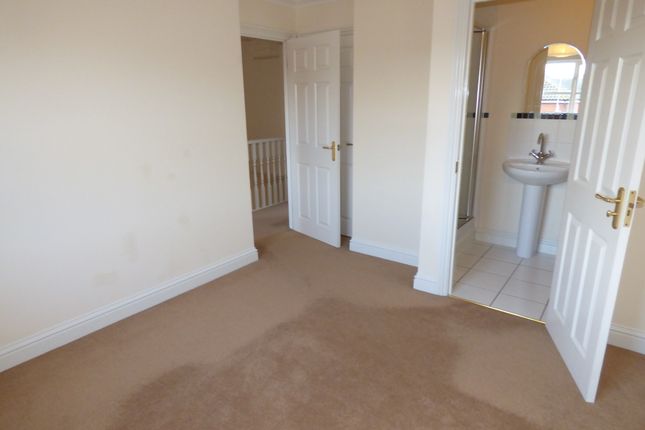 16, Cotton Lane, Bury St Edmunds photo 4
