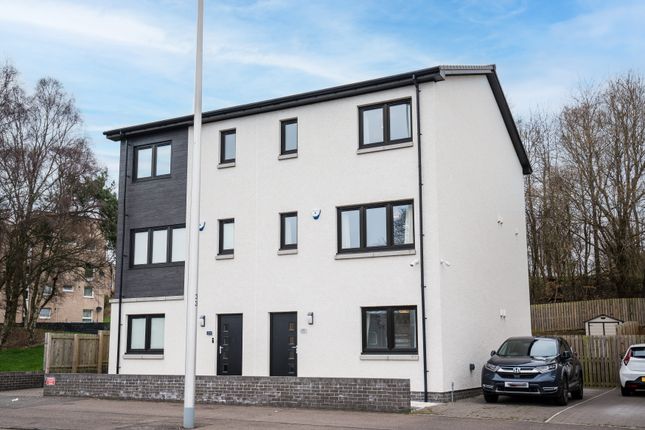Thumbnail Town house for sale in Dickson Avenue, Dundee