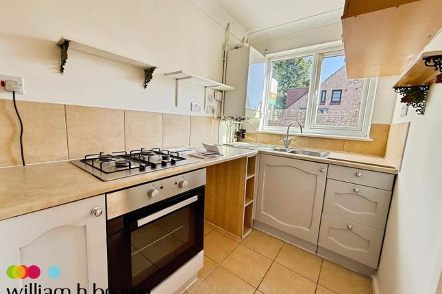 30, Chapel Close, GRAYS photo 3