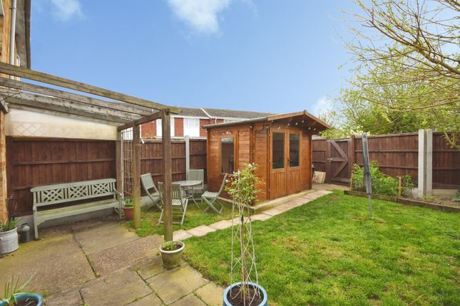 46, Forest Road, Witham photo 3