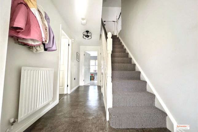 31, Orchard Grove, Stanley photo 2
