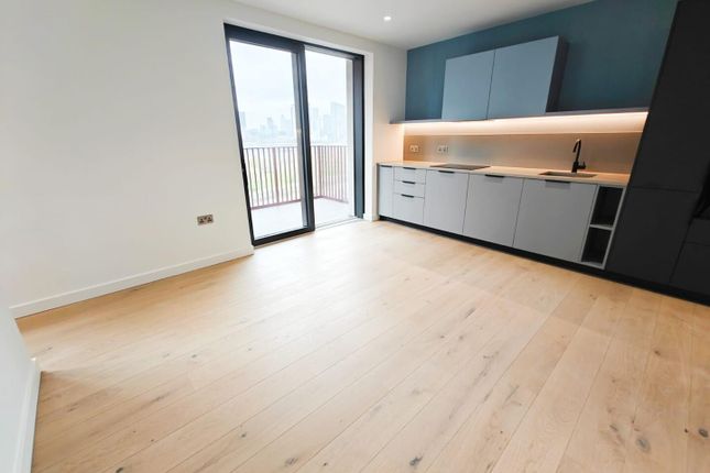 Flat 601, 57, Chandlers Avenue, London photo 4